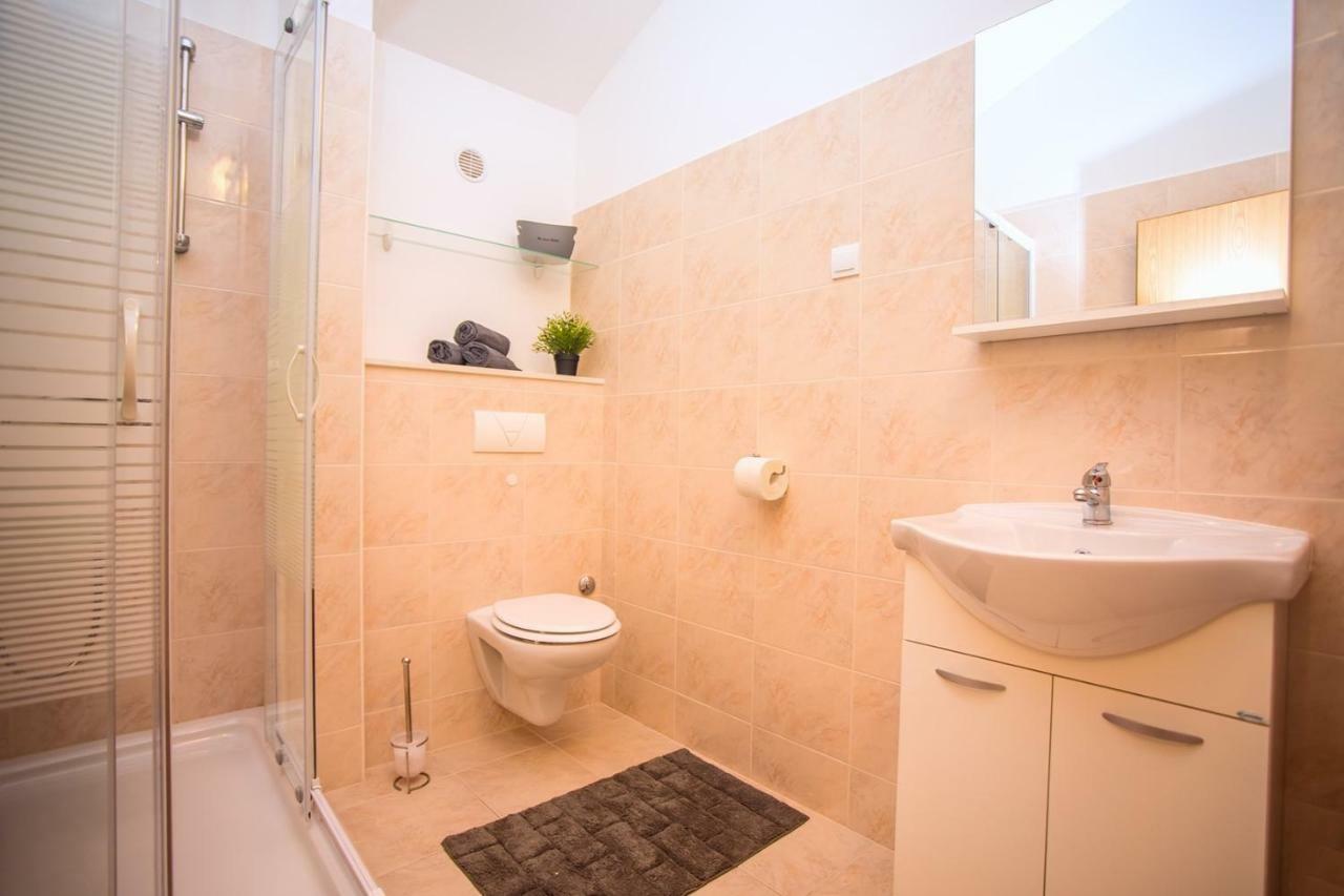 Villa Maslina, With Private 32M2Pool, Panoramic Views On 100Km Coastline, 12 Pax Lokva Rogoznica Exteriér fotografie
