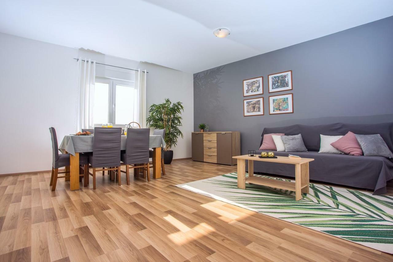Villa Maslina, With Private 32M2Pool, Panoramic Views On 100Km Coastline, 12 Pax Lokva Rogoznica Exteriér fotografie